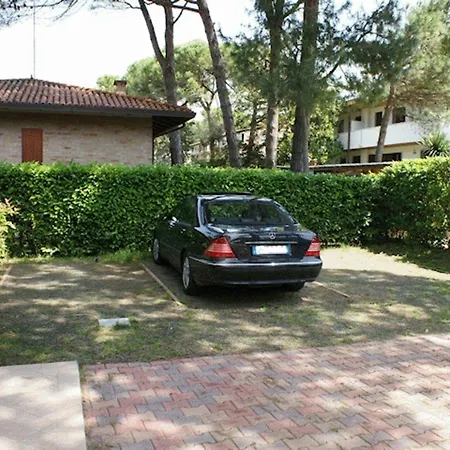 Apartment Cozy Flat With Private Fenced Garden A Few Steps From